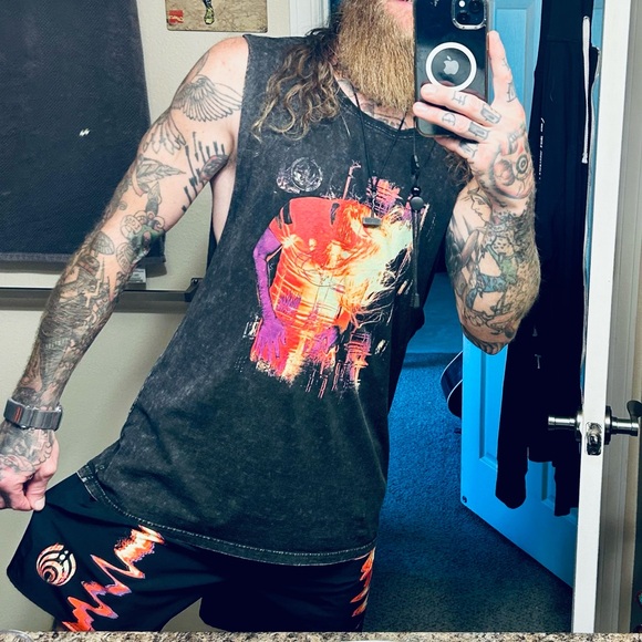 Meet your Poshmaster, Casey - Picture 2 of 3